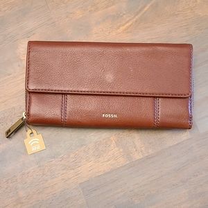 Fossil Wallet